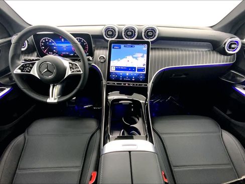 Used 2026 Mercedes-Benz GLC 300 image 18