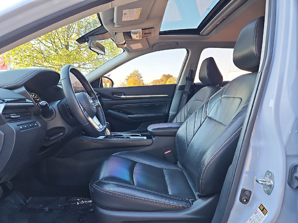 Certified 2023 Nissan Altima 2.0 SR FWD image 15