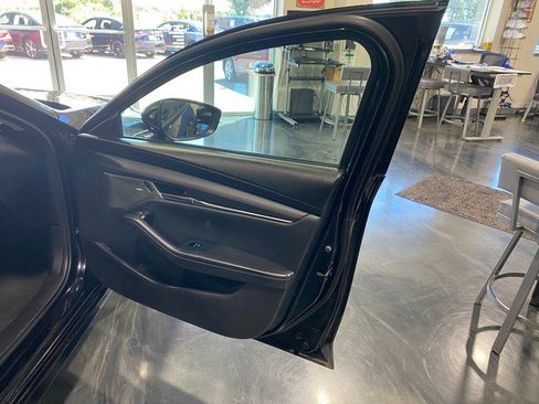 Used 2020 MAZDA MAZDA3 Sedan w/ Premium Package FWD image 21