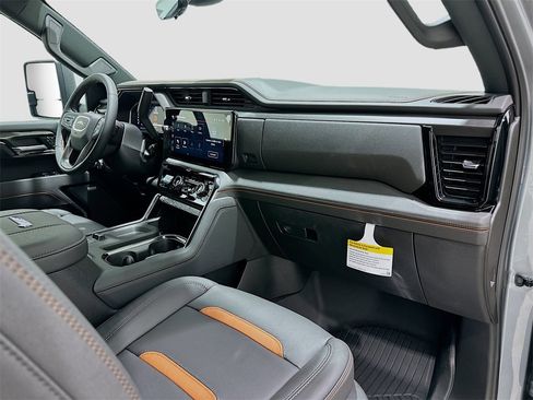 New 2026 GMC Sierra 2500 AT4 w/ AT4 Premium Plus Package image 31