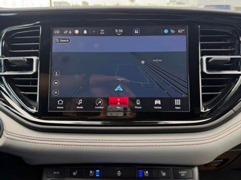 Used 2023 Dodge Durango Citadel AWD/4WD image 6