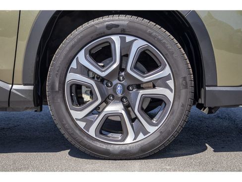 Used 2023 Subaru Ascent Touring AWD/4WD image 9