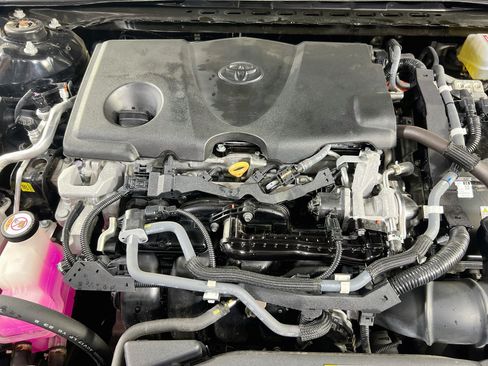 Used 2019 Toyota Avalon Limited w/ Advanced Safety Package FWD image 30