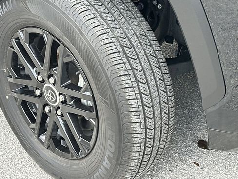 Used 2023 Toyota Tundra SR5 image 29