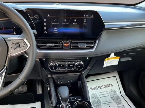 New 2026 Chevrolet TrailBlazer LT w/ Convenience Package FWD image 6