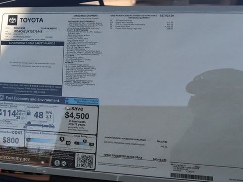 New 2026 Toyota Prius Plug-In Hybrid FWD image 15