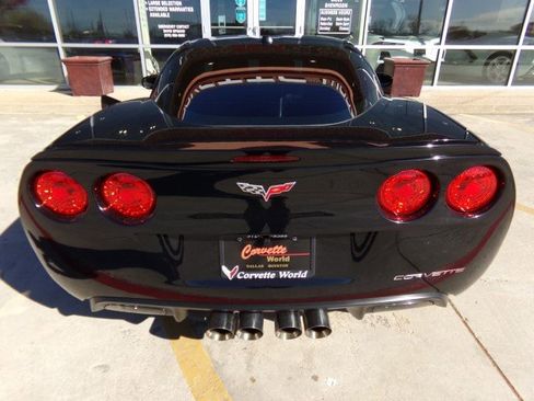 Used 2005 Chevrolet Corvette 1SB Z51 Coupe w/ Preferred Equipment Group image 7