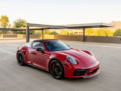 Used 2023 Porsche 911 Targa 4 GTS image 25