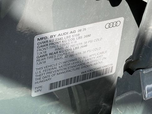 Used 2025 Audi Q3 2.0T Premium w/ Convenience Package AWD/4WD image 30
