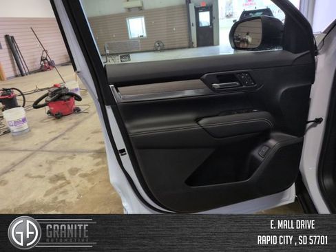 New 2026 GMC Terrain Denali AWD/4WD image 10