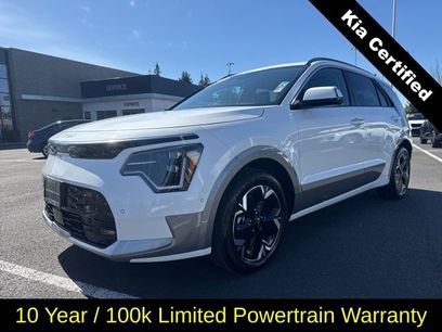 Certified 2023 Kia Niro Wave w/ Wave Preserve Package