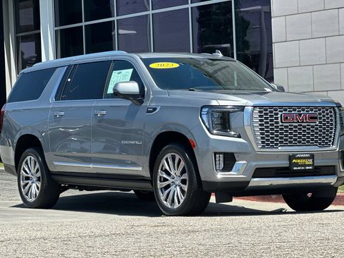 Certified 2023 GMC Yukon XL Denali w/ Max Trailering Package AWD/4WD image 2