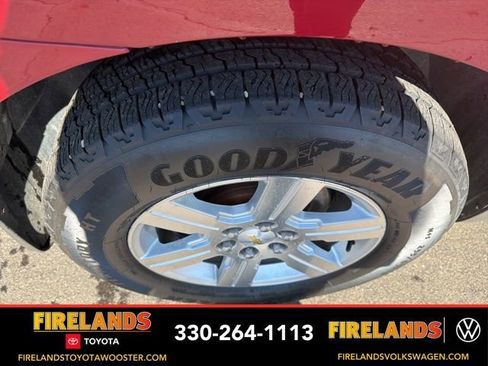 Used 2012 Chevrolet Traverse LT image 20