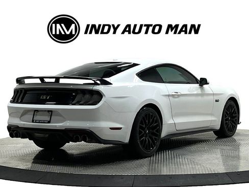 Used 2019 Ford Mustang GT Premium w/ GT Performance Package RWD image 4