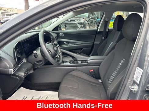 Used 2024 Hyundai Elantra Blue FWD image 11