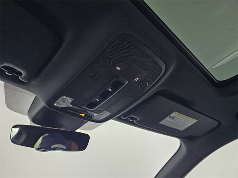 Used 2020 Audi Q3 2.0T Premium Plus w/ Premium Plus Package image 34