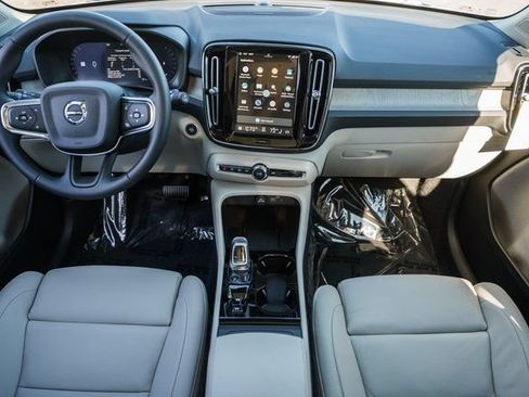 Used 2026 Volvo XC40 B5 Ultra w/ Protection Package Premier AWD/4WD image 20