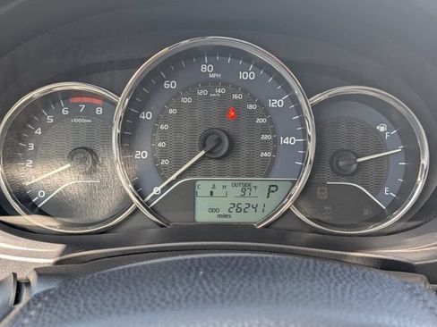 Used 2015 Toyota Corolla LE FWD image 28