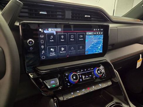 New 2026 GMC Sierra 2500 AT4 w/ AT4 Premium Plus Package image 22