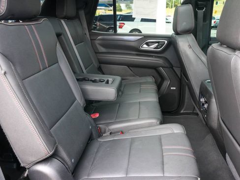 Used 2023 Chevrolet Tahoe RST AWD/4WD image 21