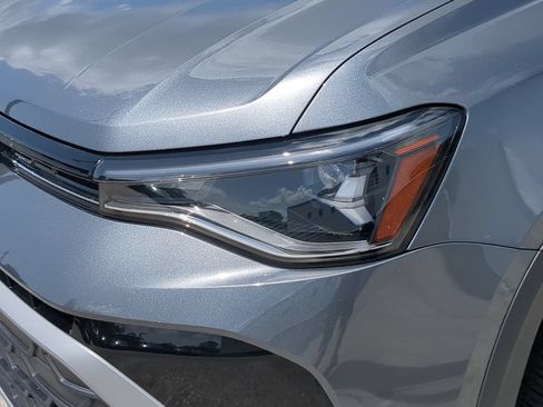 Certified 2025 Volkswagen Taos S FWD image 7