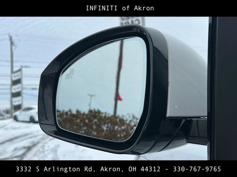 Used 2020 Land Rover Range Rover HSE image 3