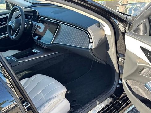New 2026 Mercedes-Benz E 350 4MATIC Sedan image 24
