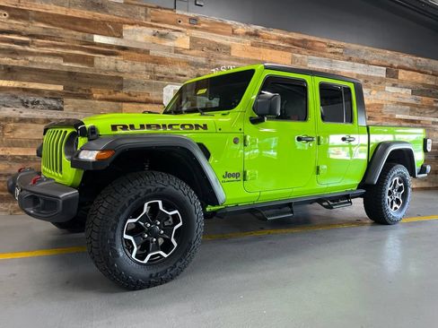 Used 2021 Jeep Gladiator Rubicon w/ Trailer Tow Package AWD/4WD image 4