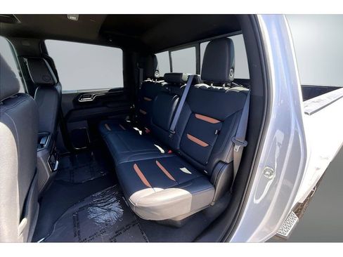 Used 2024 GMC Sierra 3500 AT4 w/ AT4 Premium Plus Package AWD/4WD image 23