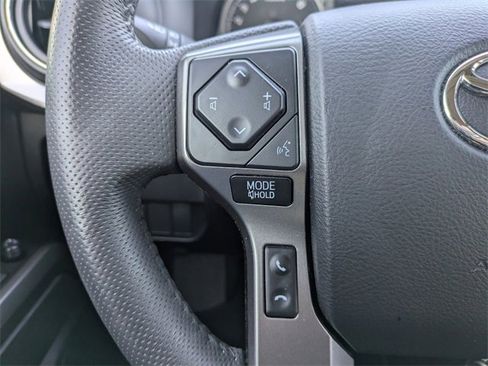 Used 2022 Toyota Tacoma SR5 image 22