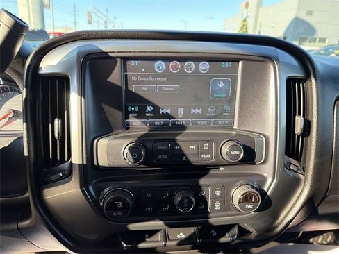 Used 2018 Chevrolet Silverado 1500 LT w/ All Star Edition image 22
