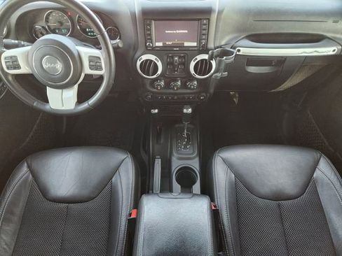 Certified 2015 Jeep Wrangler Unlimited Sahara image 27