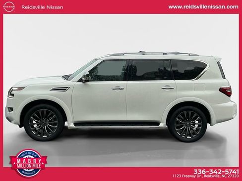 Used 2024 Nissan Armada Platinum w/ Captain's Chairs Package image 3