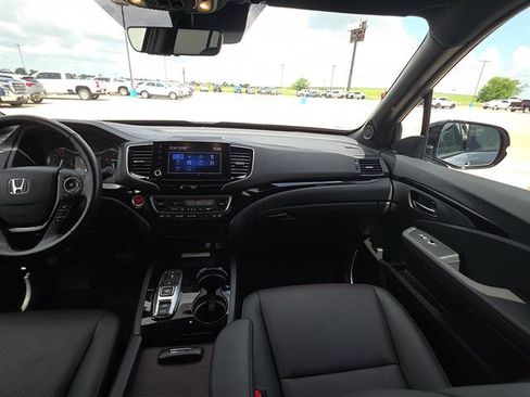 Used 2022 Honda Ridgeline Black Edition image 15
