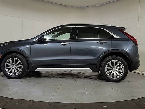 Certified 2020 Cadillac XT4 Premium Luxury w/ Cold Weather Package image 5