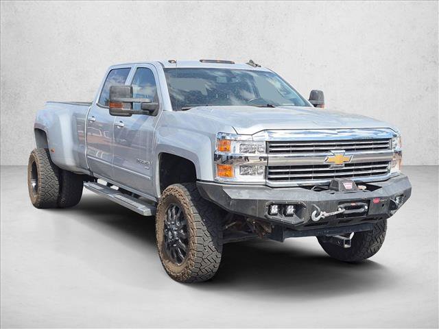 Used 2016 Chevrolet Silverado 3500 LT w/ LT Convenience Package AWD/4WD image 3