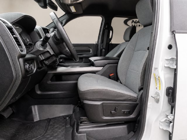 Used 2024 RAM 3500 Big Horn AWD/4WD image 12