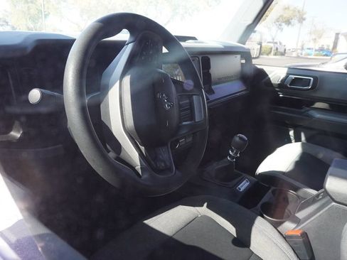 Used 2022 Ford Bronco 2-Door AWD/4WD image 11
