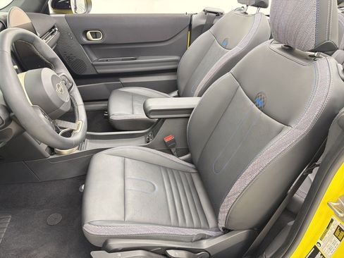 Used 2025 MINI Cooper S FWD image 5
