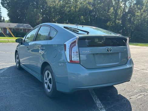 Used 2014 Toyota Prius Three FWD image 5