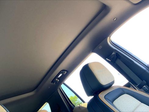 Used 2026 Chevrolet Equinox ACTIV w/ Convenience Package III image 13