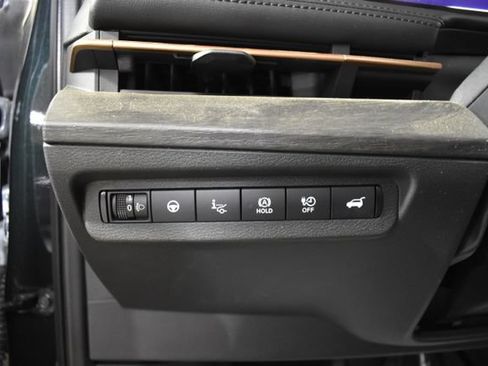 Certified 2025 Nissan Ariya AWD image 14