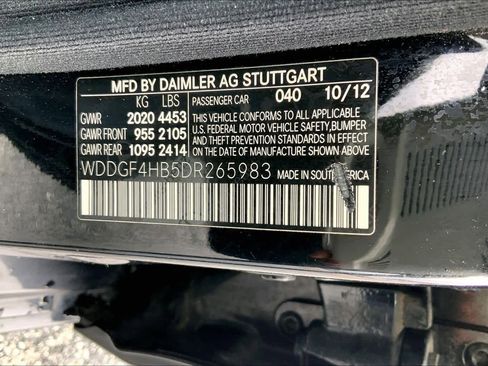 Used 2013 Mercedes-Benz C 250 Sedan image 31