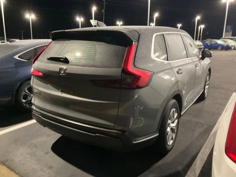 Used 2023 Honda CR-V LX image 6