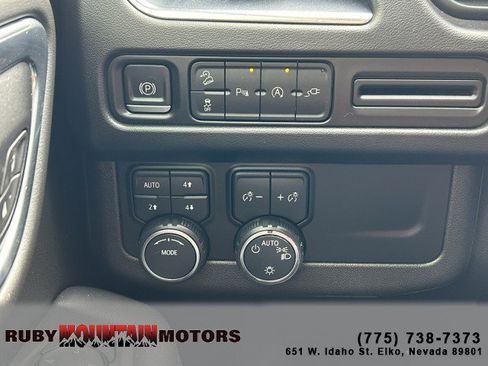 Used 2021 Chevrolet Tahoe Z71 AWD/4WD image 15