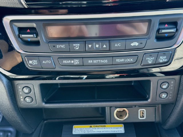 Used 2023 Honda Passport Elite image 14