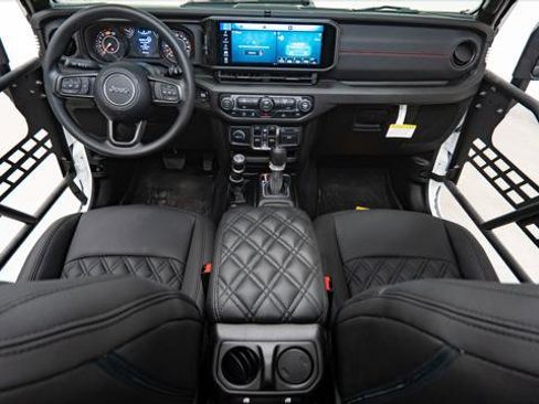 Used 2026 Jeep Wrangler Unlimited Sport AWD/4WD image 2