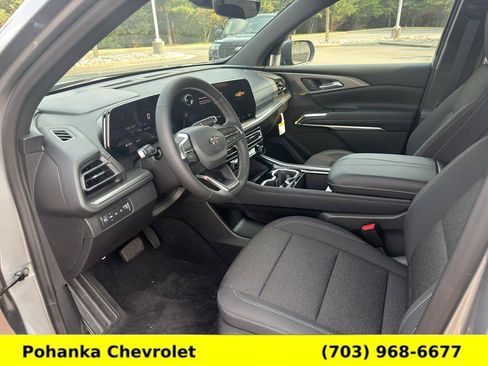 New 2026 Chevrolet Traverse LT w/ Midnight/Sport Edition AWD/4WD image 22