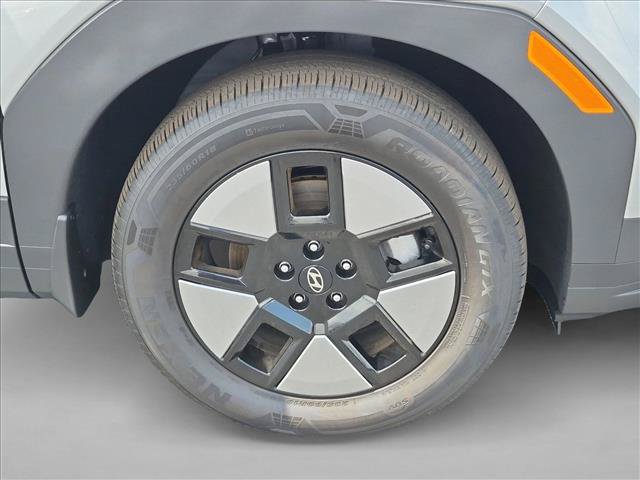 Used 2026 Hyundai Santa Fe SE FWD image 21