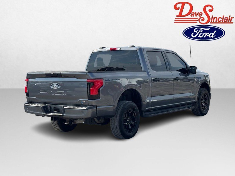 Used 2025 Ford F150 Lightning XLT AWD/4WD image 7